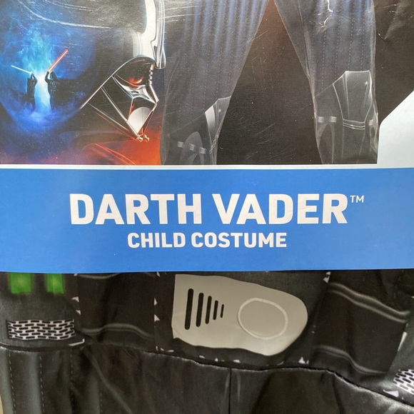 New Darth Vader Costume - Picture 4 of 10